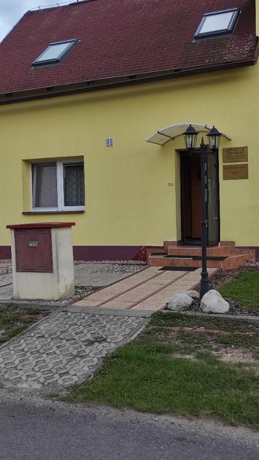 Hradec Králové Apartmany Sarka Ujezd U Hradce Kralove מראה חיצוני תמונה