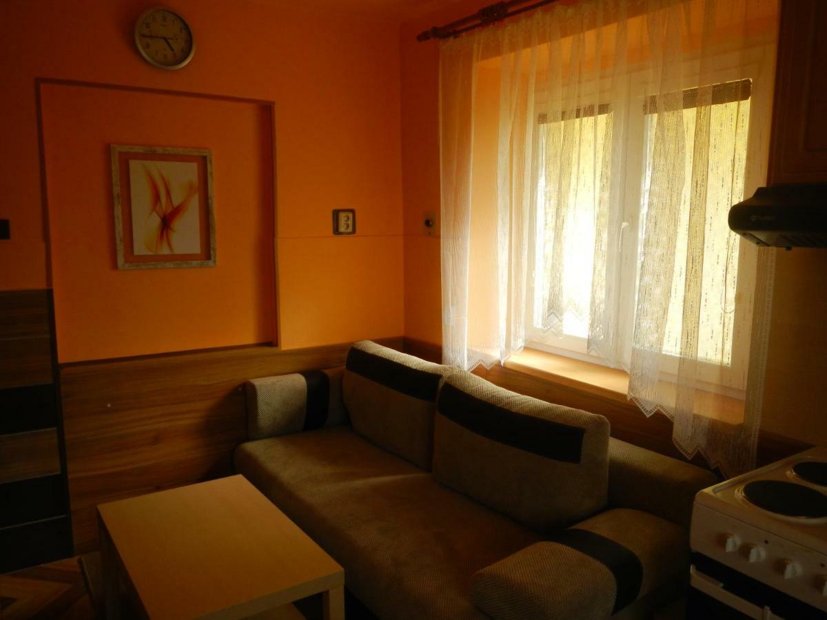 Hradec Králové Apartmany Sarka Ujezd U Hradce Kralove מראה חיצוני תמונה