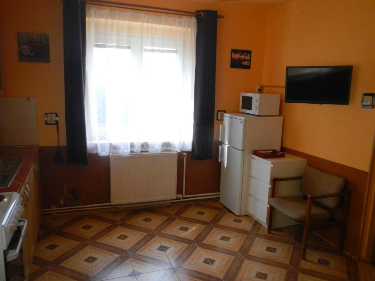 Hradec Králové Apartmany Sarka Ujezd U Hradce Kralove מראה חיצוני תמונה